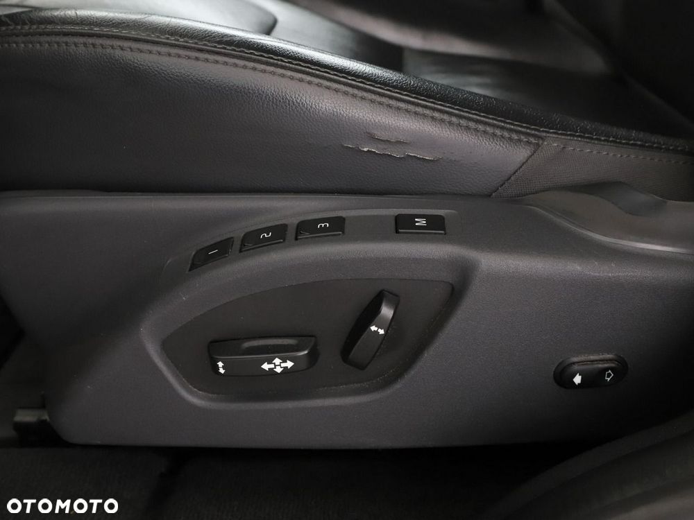Volvo XC 60 - 35