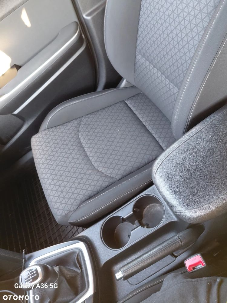Kia Ceed 1.6 CRDi mHEV M - 38