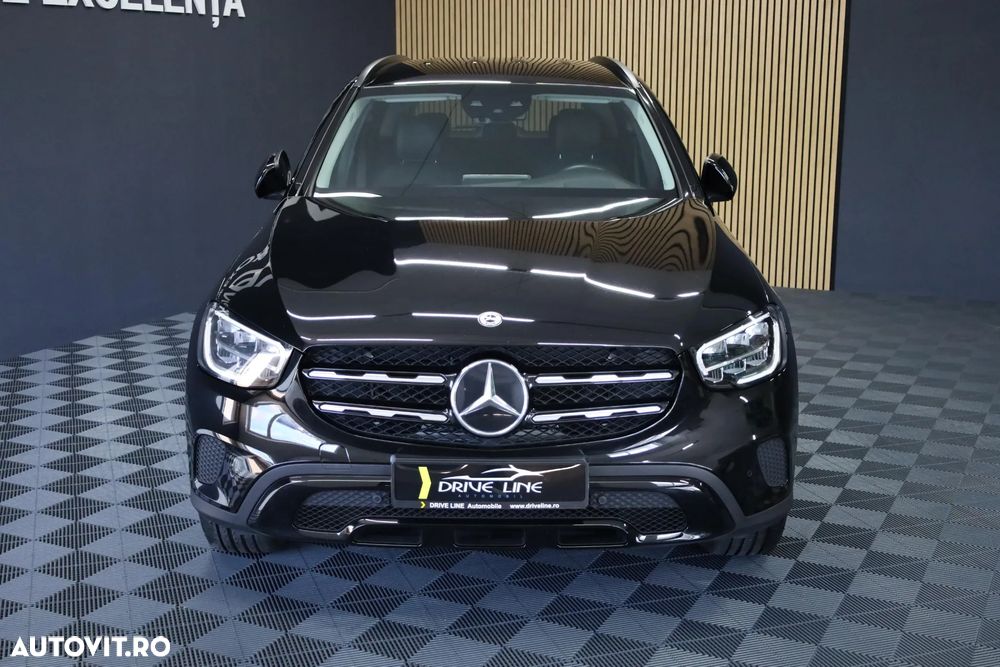 Mercedes-Benz GLC - 30