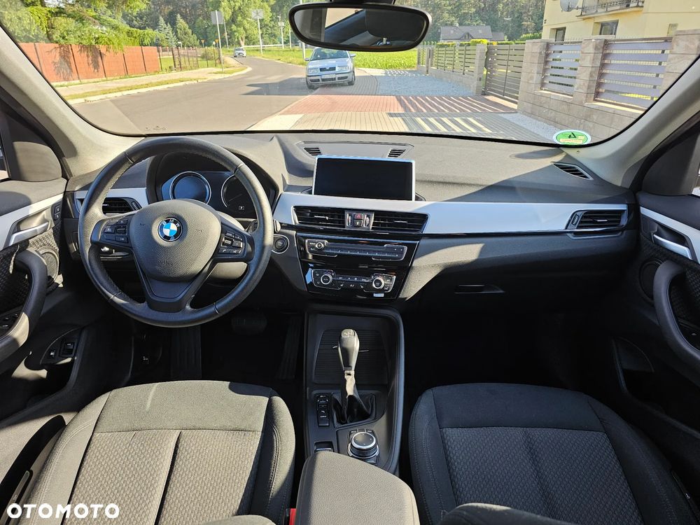 BMW X1 xDrive25e Advantage - 11