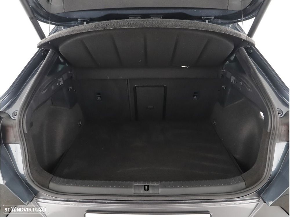 Cupra Formentor 1.4 e-Hybrid DSG VZ - 27