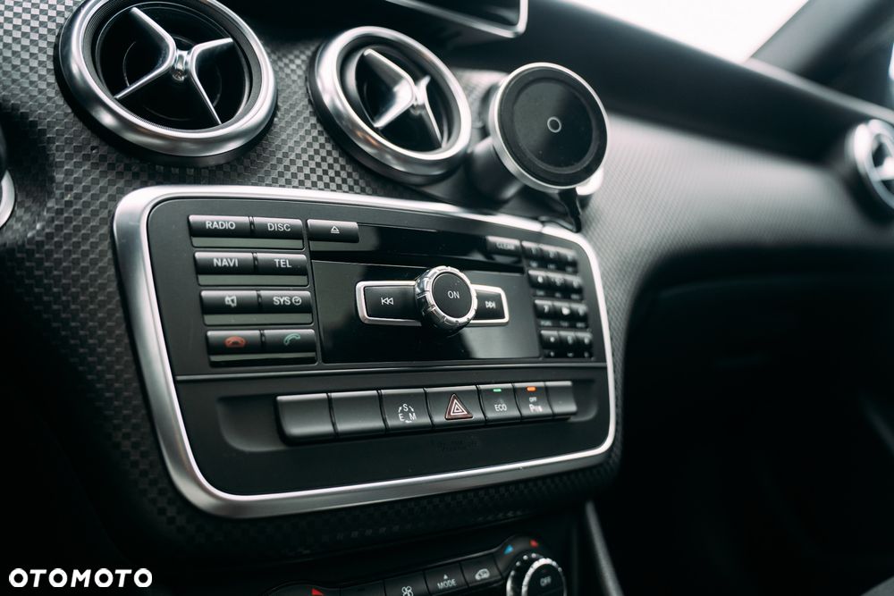 Mercedes-Benz Klasa A 200 CDI 7G-DCT AMG Line - 18