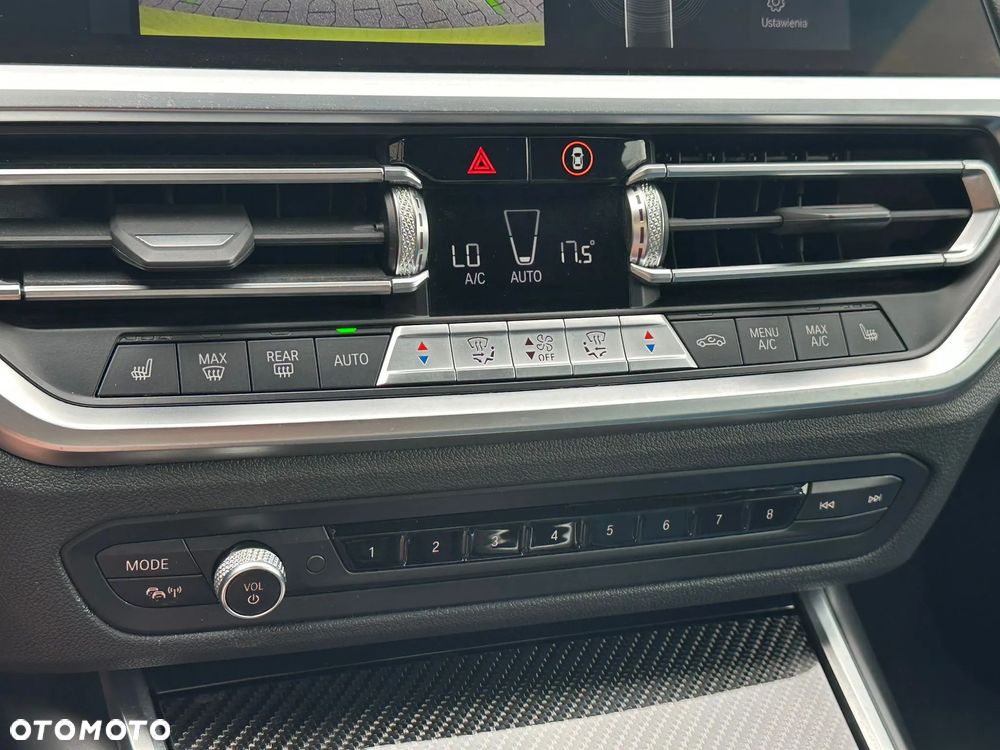 BMW M4 Competition M xDrive sport - 22