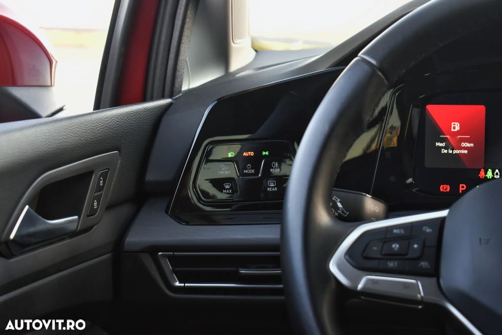 Volkswagen Golf 1.5 eTSI ACT DSG MHEV Style - 12