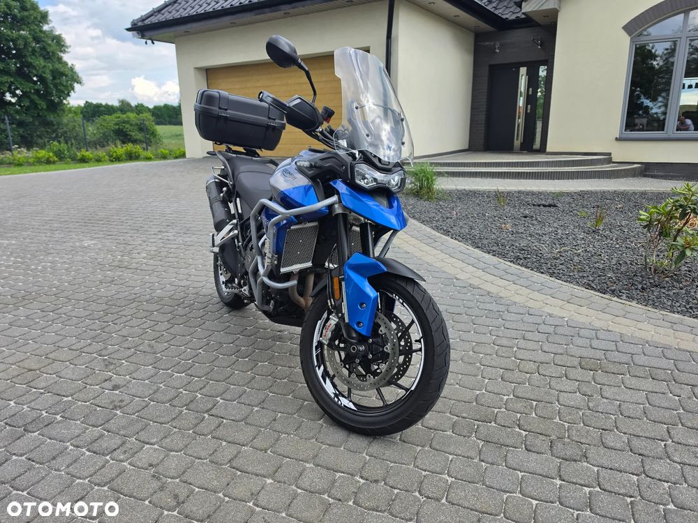 Triumph Tiger - 9