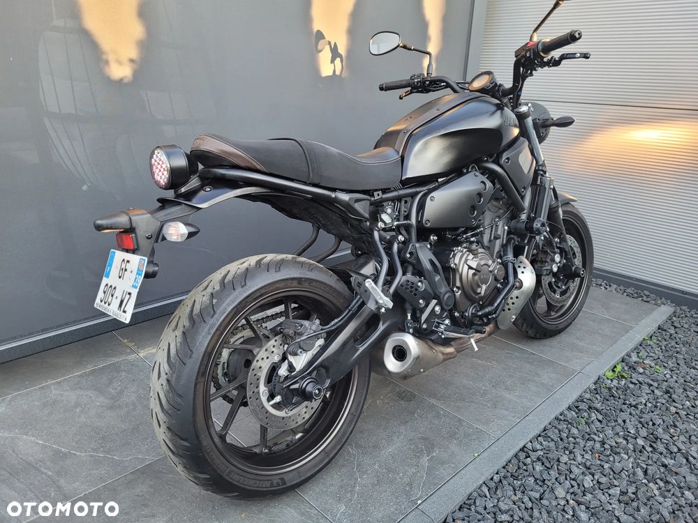 Yamaha XSR - 11