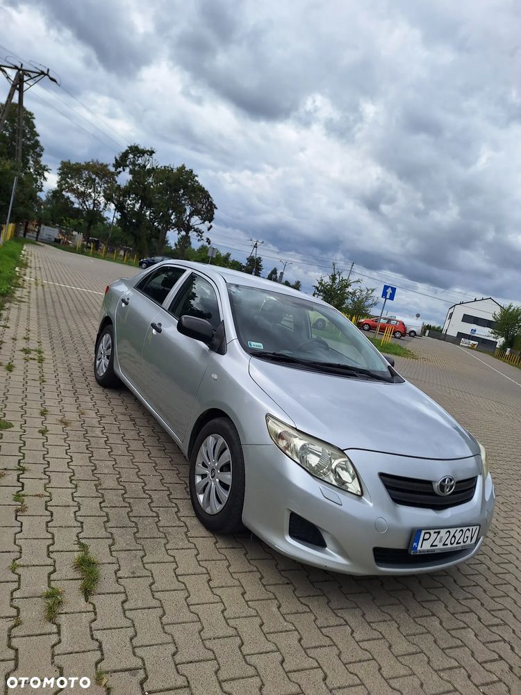 Toyota Corolla - 30