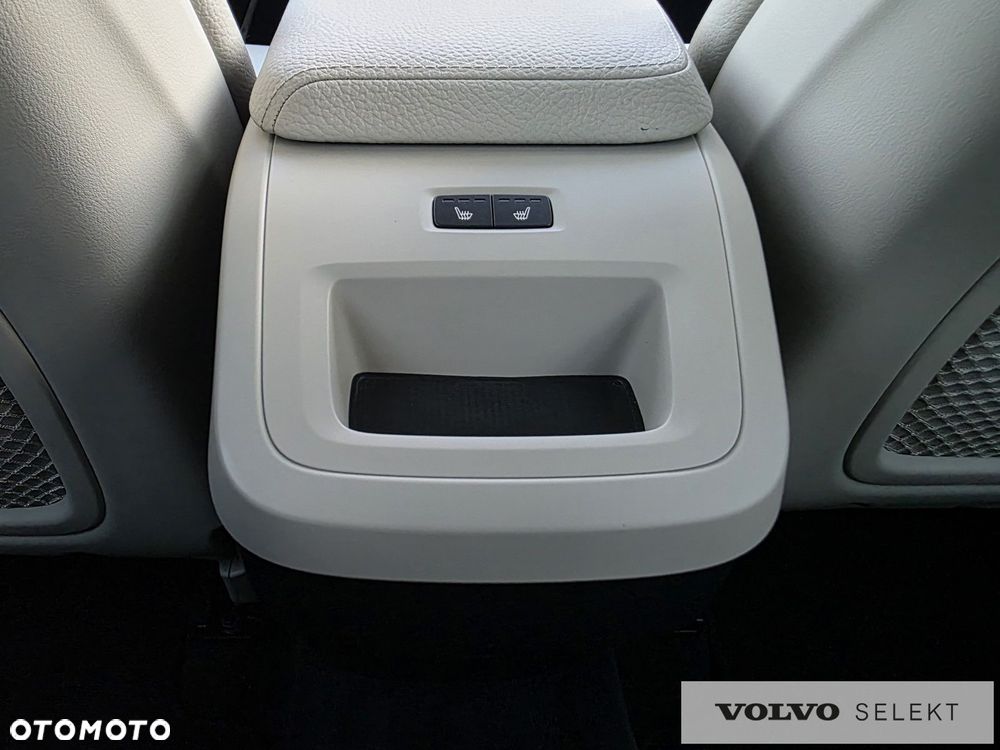 Volvo XC 60 - 31