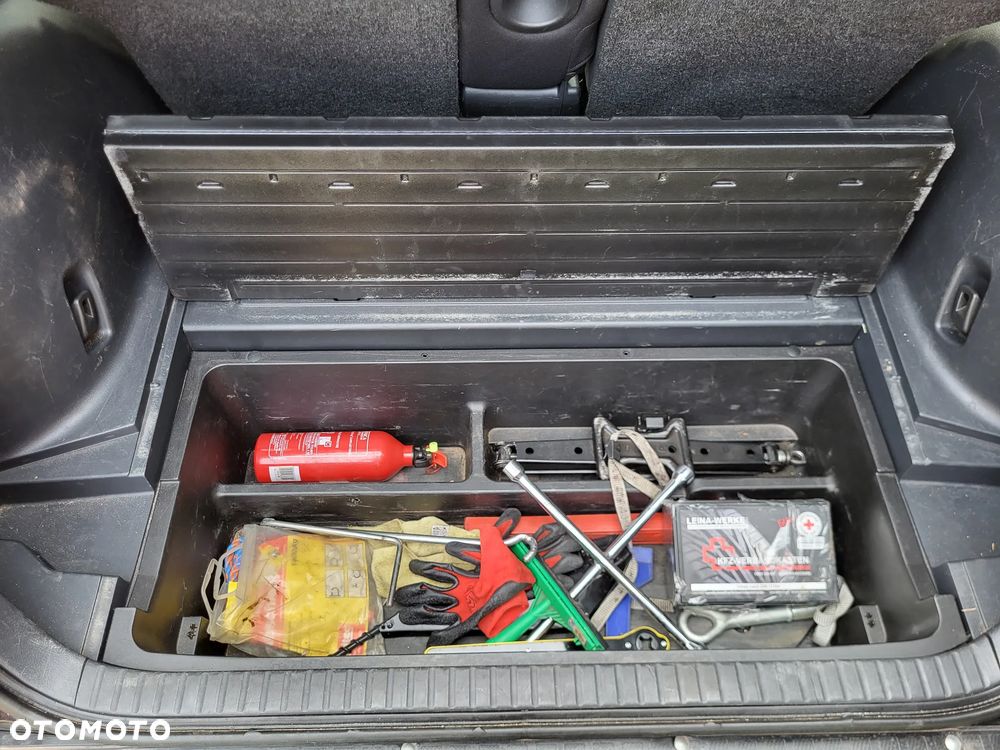 Toyota RAV4 2.2 D-4D 4x4 Sol - 11