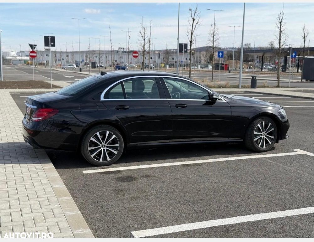 Mercedes-Benz E 300 de 9G-TRONIC - 5