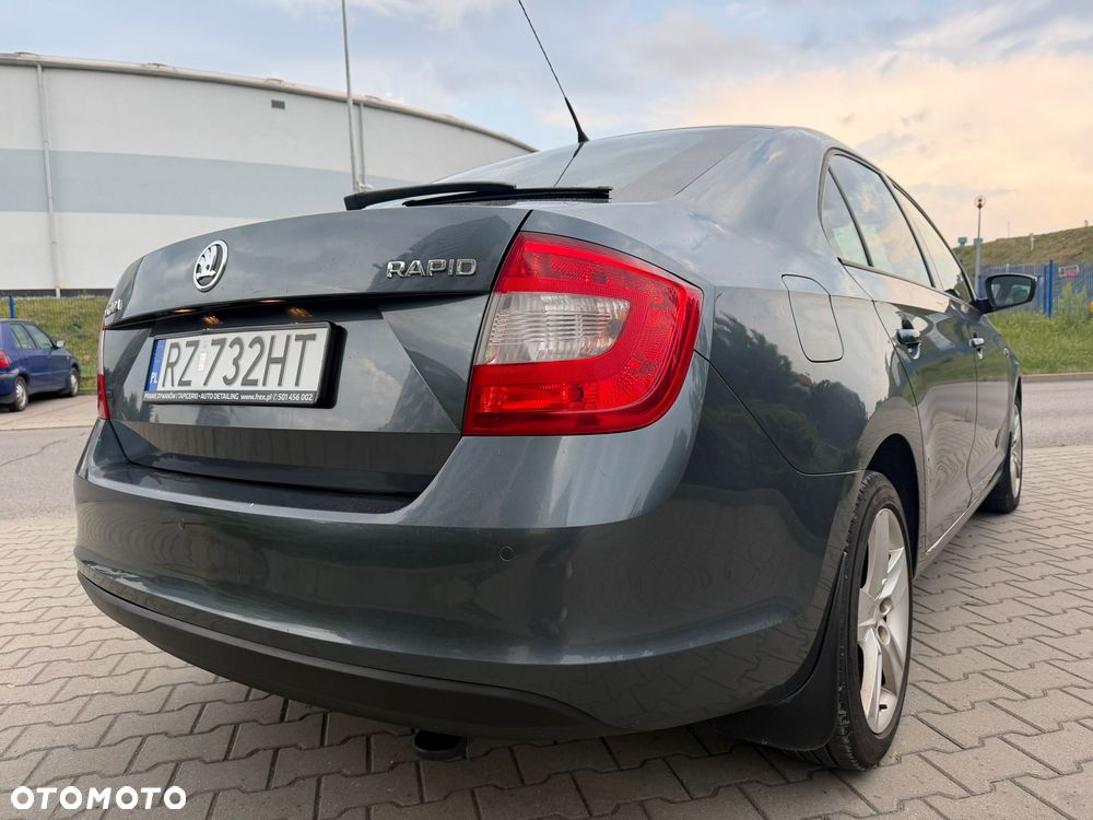 Skoda RAPID Spb 1.6 TDI DPF Elegance Max - 24