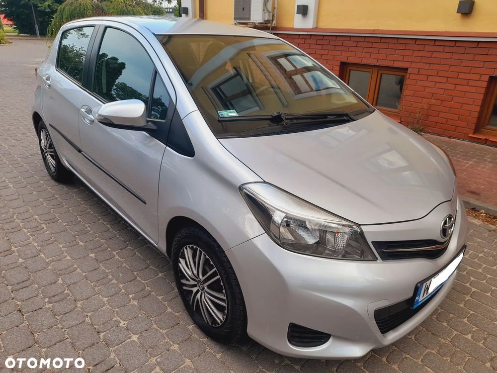 Toyota Yaris - 2