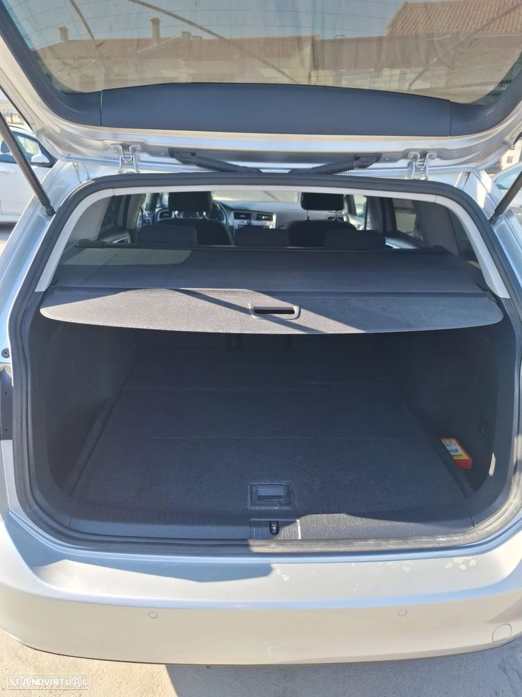 VW Golf Variant 1.6 TDi GPS Edition - 8