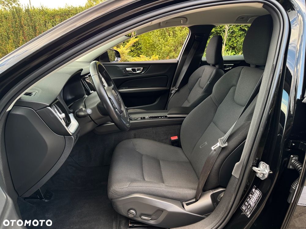 Volvo V60 D4 Geartronic Momentum - 20