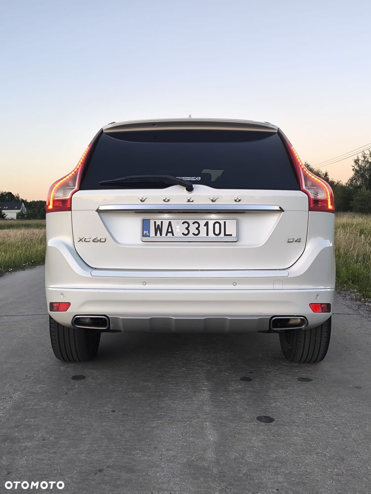 Volvo XC 60 - 4