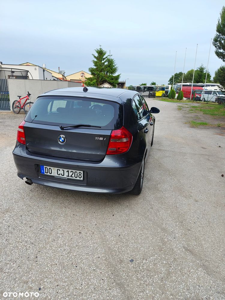BMW Seria 1 116i - 5