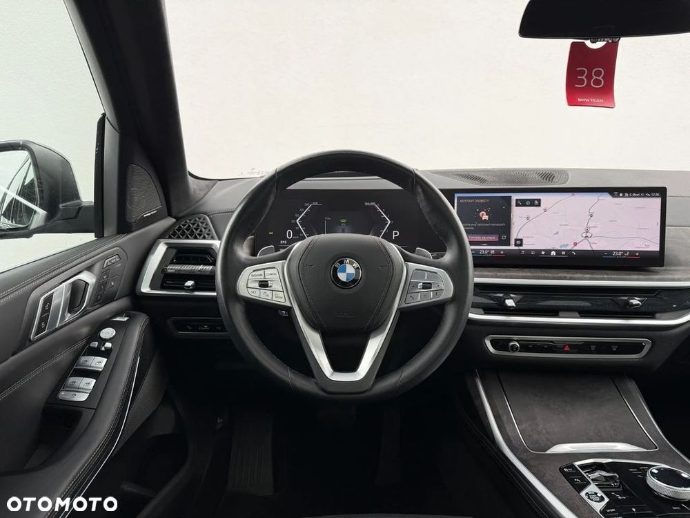 BMW X7 - 26
