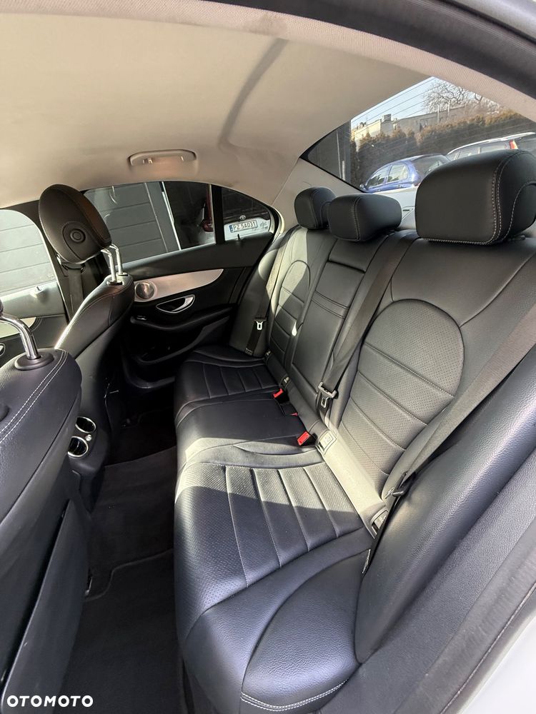 Mercedes-Benz Klasa C 300 7G-TRONIC Avantgarde - 10