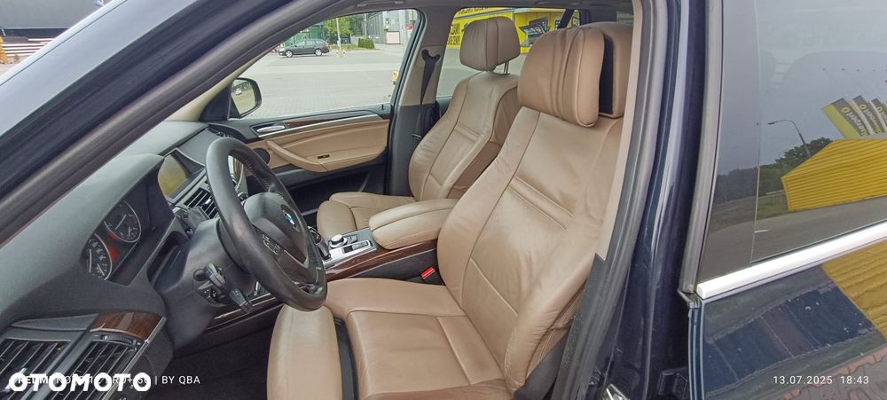 BMW X5 3.0sd xDrive - 8