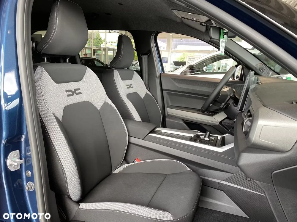 Dacia Bigster 1.8 Full Hybrid 155 Journey MMT - 11