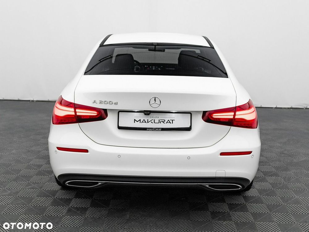 Mercedes-Benz Klasa A 200 d Progressive 8G-DCT - 11