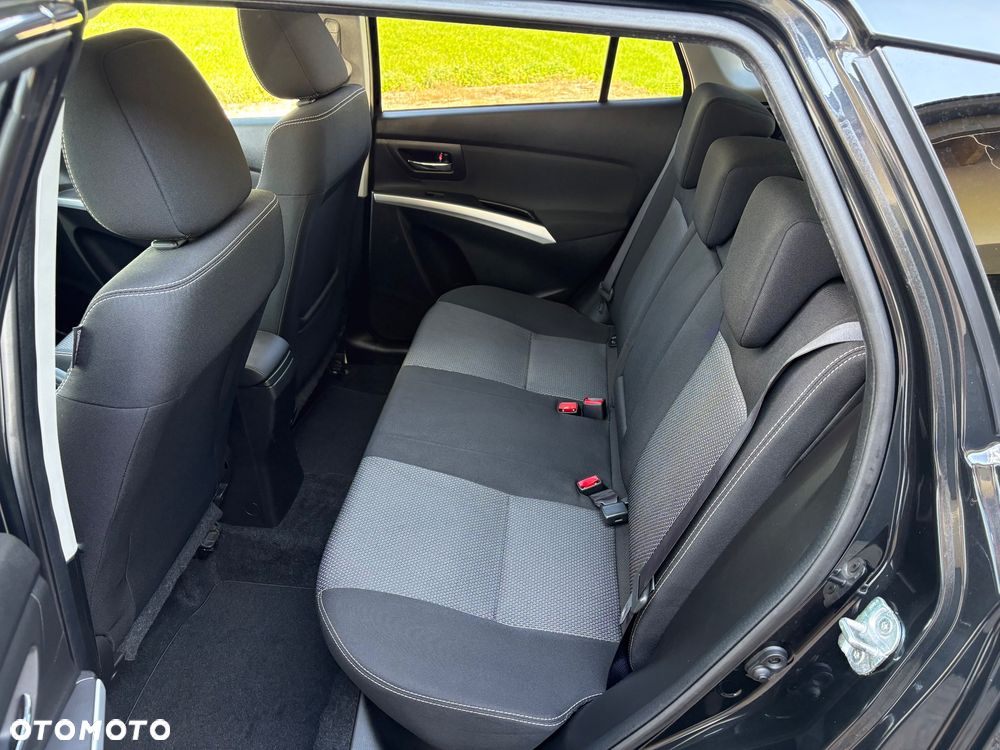 Suzuki SX4 1.6 Comfort Plus - 15