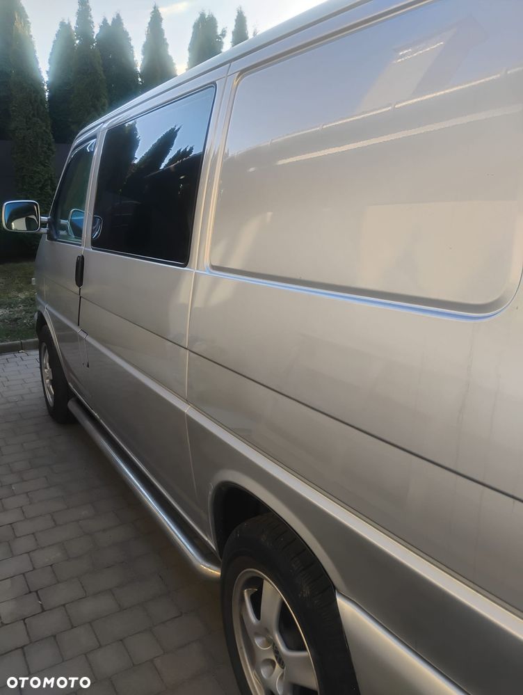 Volkswagen Transporter - 11