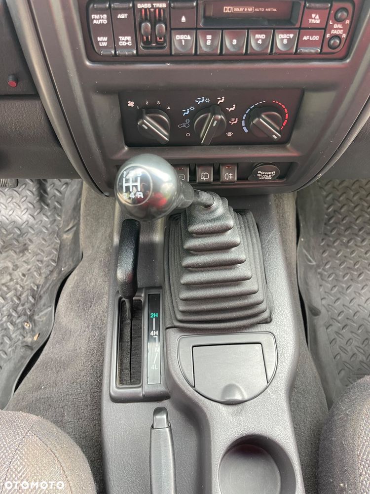 Jeep Cherokee 2.5 TD - 15
