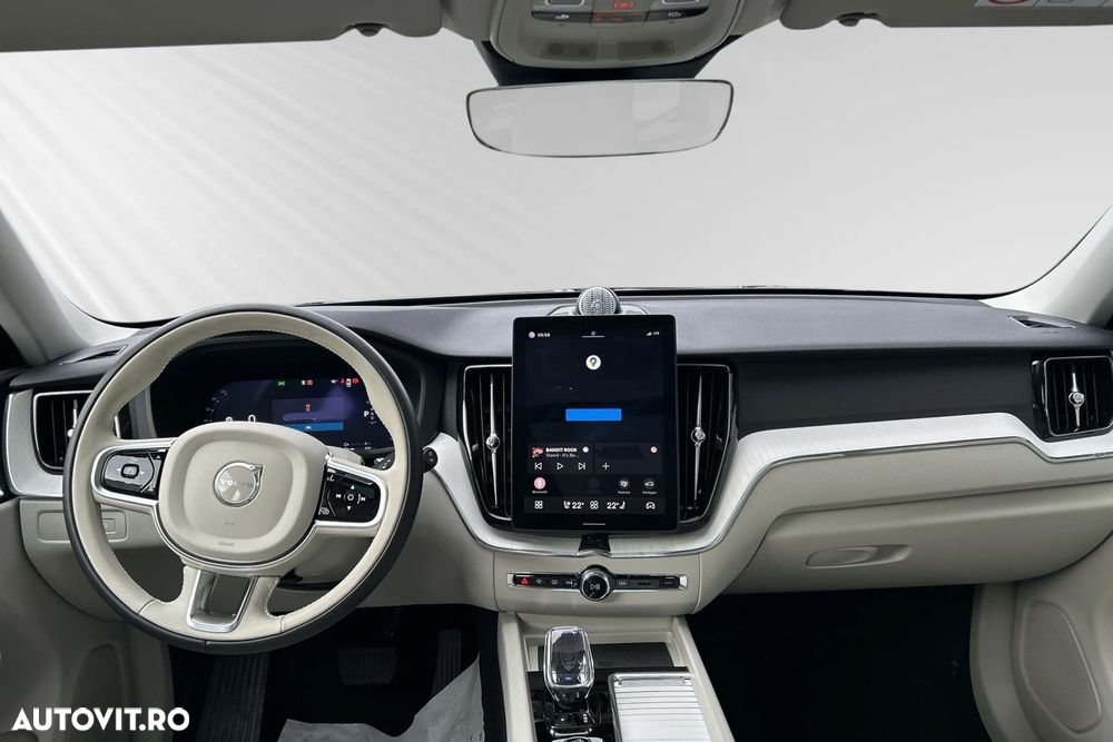 Volvo XC 60 T6 AWD AT PHEV Plus Bright - 8