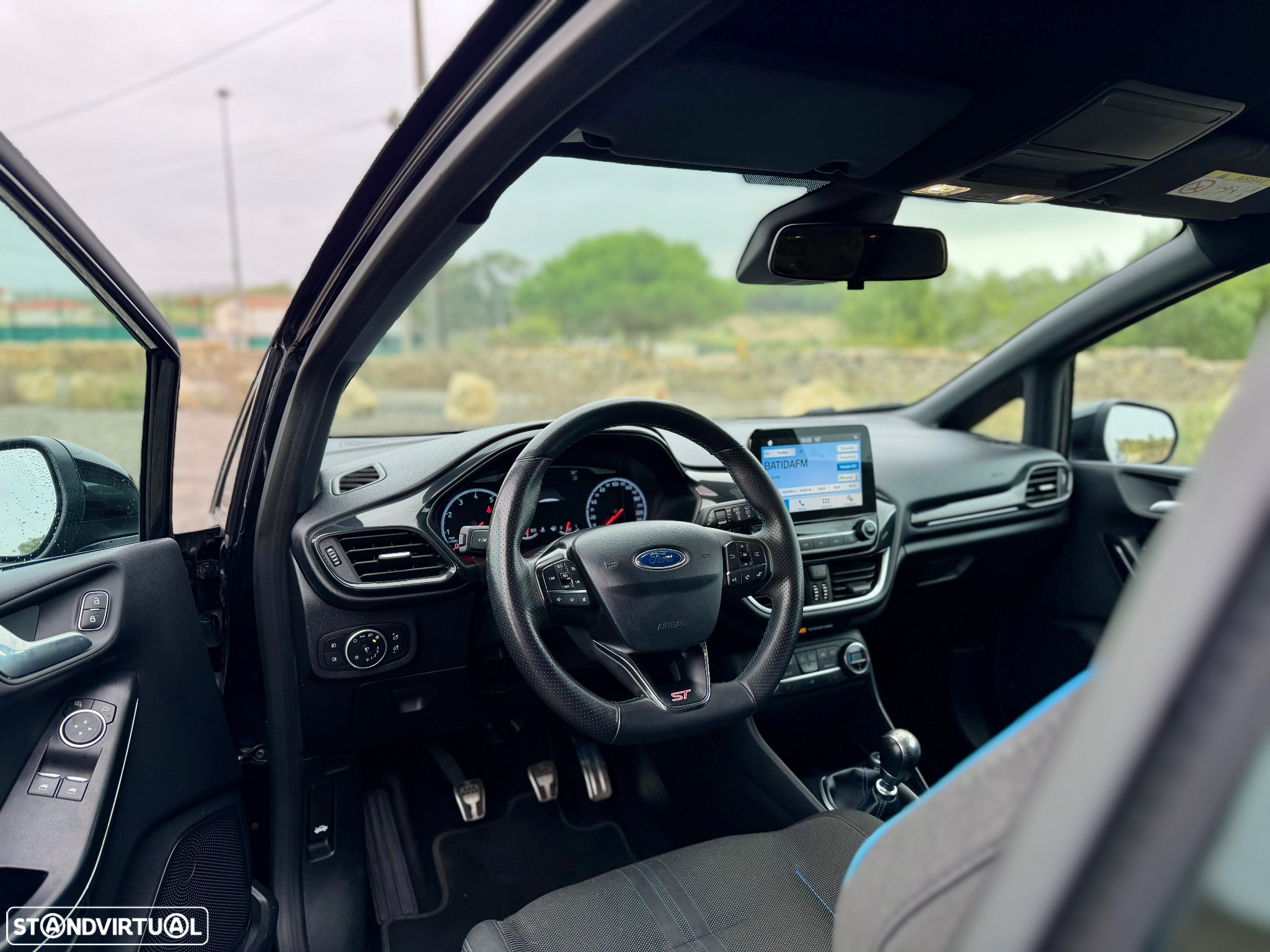 Ford Fiesta 1.5 EcoBoost S&S ST X - 11