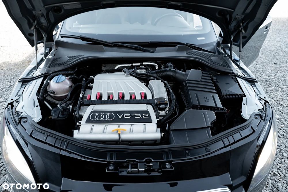 Audi TT Roadster 3.2 quattro - 40