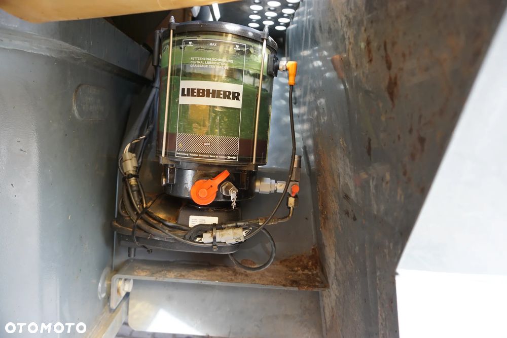 Liebherr L542 bez DPF i AdBlue - 18