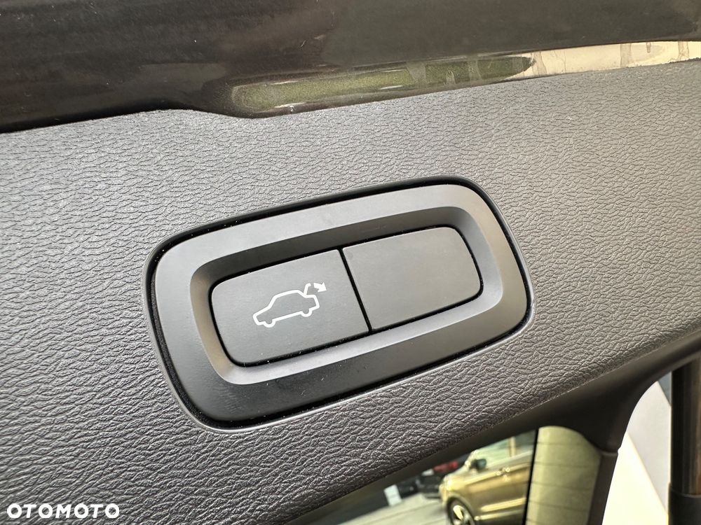 Volvo V60 D3 Momentum Pro - 27
