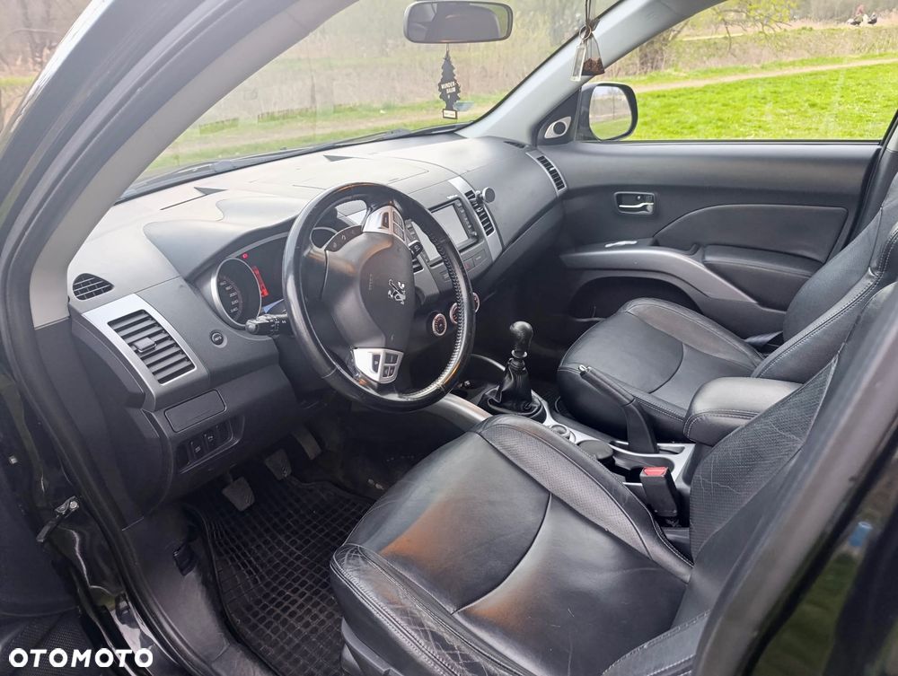 Peugeot 4007 2.2HDi Premium - 16