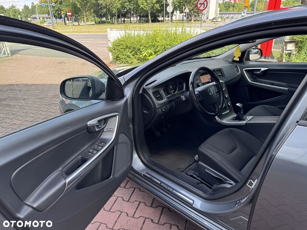 Volvo V60 D2 - 7