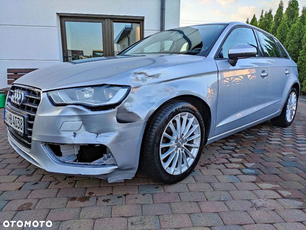Audi A3 Sportback 1.2 TFSI Ambiente - 2