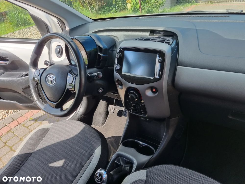 Toyota Aygo x-style - 17