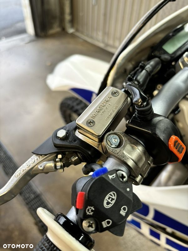 Husqvarna FE