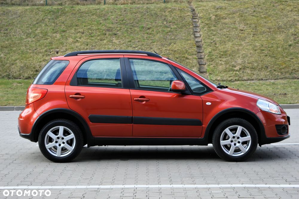 Suzuki SX4 1.6 VVT 4x4 Comfort - 28