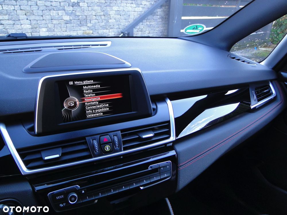 BMW Seria 2 220i Sport Line - 25