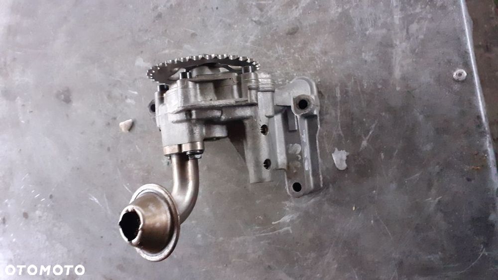 Pompa oleju audi 1.8 turbo - 1