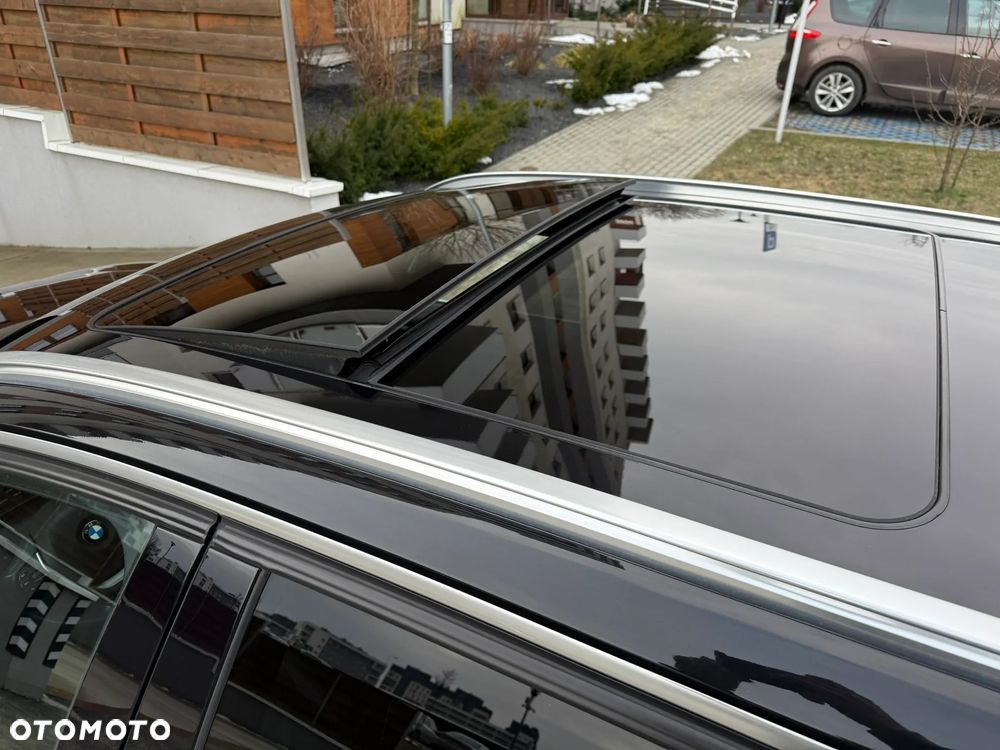 BMW Seria 3 320d xDrive Sport-Aut Sport Line - 9