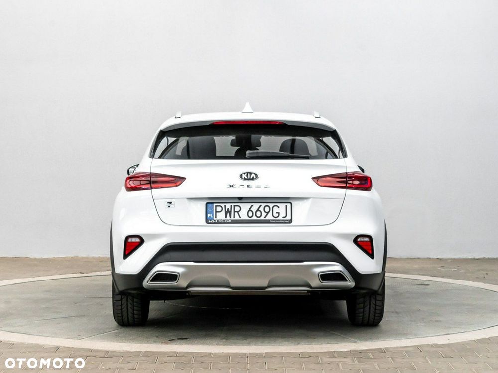 Kia XCeed 1.5 T-GDI M DCT - 4