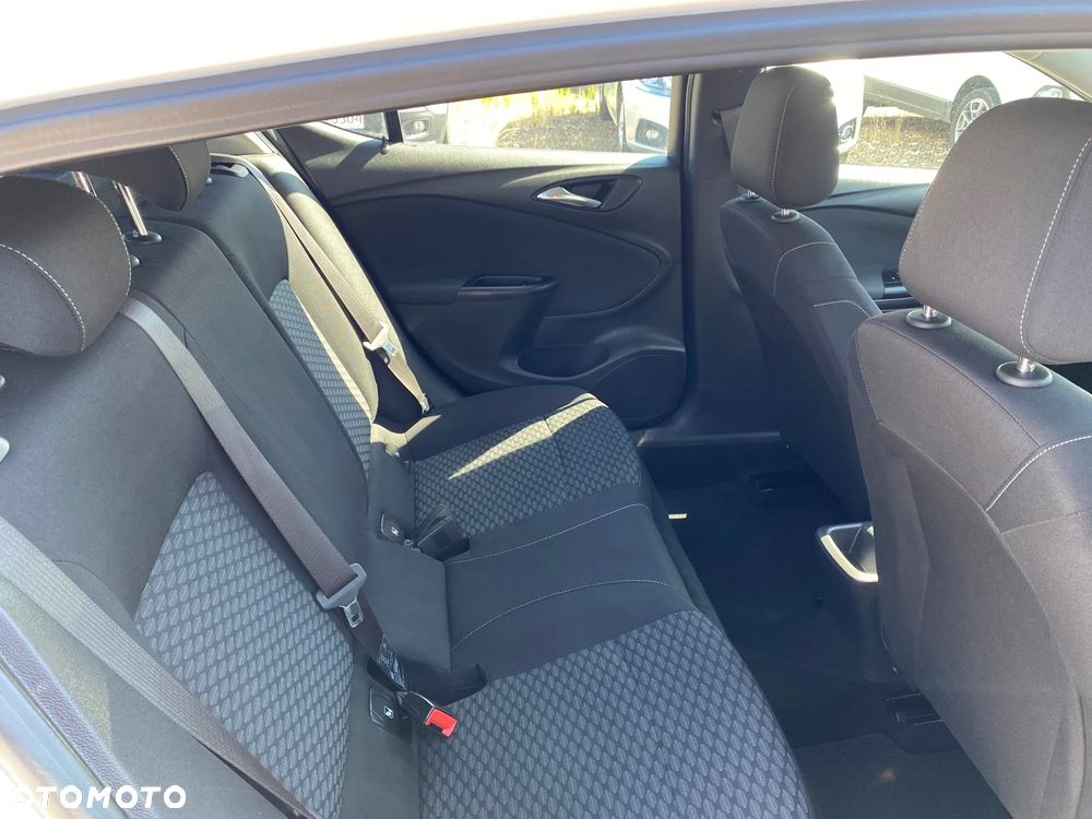 Opel Astra 1.6 CDTI Active - 17