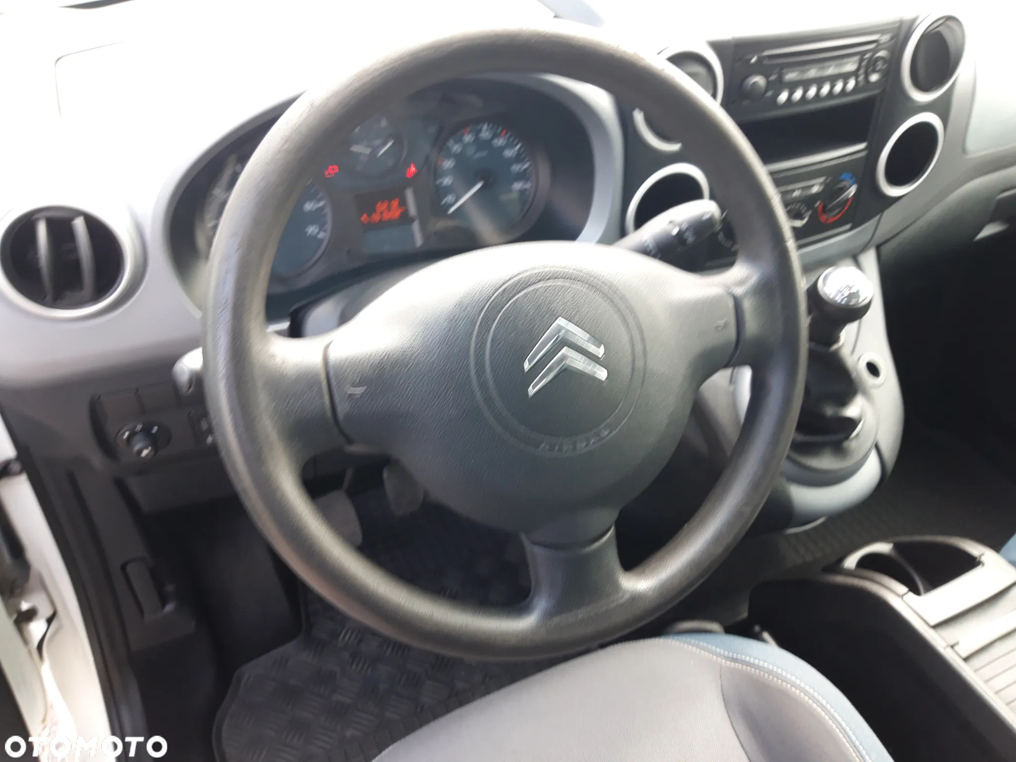 Citroën Berlingo II 1.6 HDi Multispace - 14