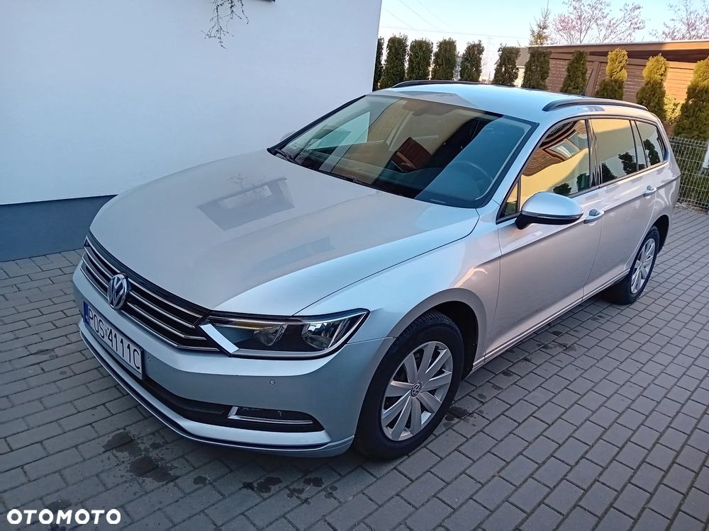 Volkswagen Passat 2.0 TDI SCR DSG Elegance - 1