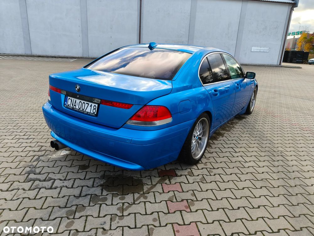 BMW Seria 7 745i - 6