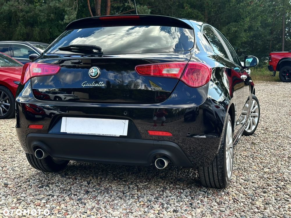 Alfa Romeo Giulietta 2.0 JTDM 16V TCT Sport - 2