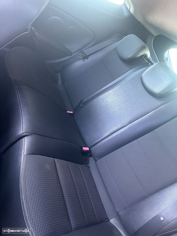 Renault Mégane Coupe 1.5 dCi GT Line EDC - 22