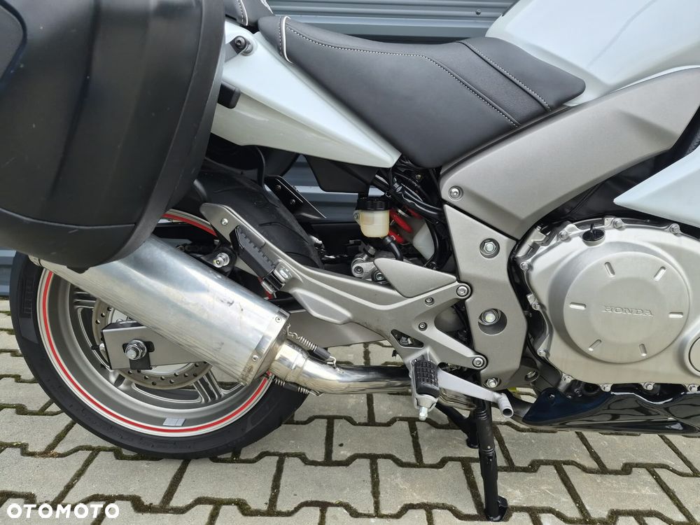 Honda CBF - 13